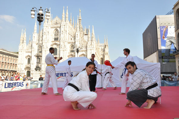 Sa Bom Nim MLorenzo Milano c.n. IIIDan con Istr.Amina Barosi c.n.IDan